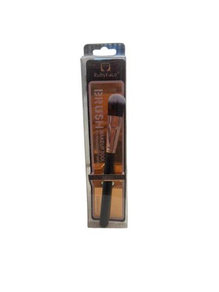 🖤 فرشاة روبي فيس – Ruby Face Kabuki Brush